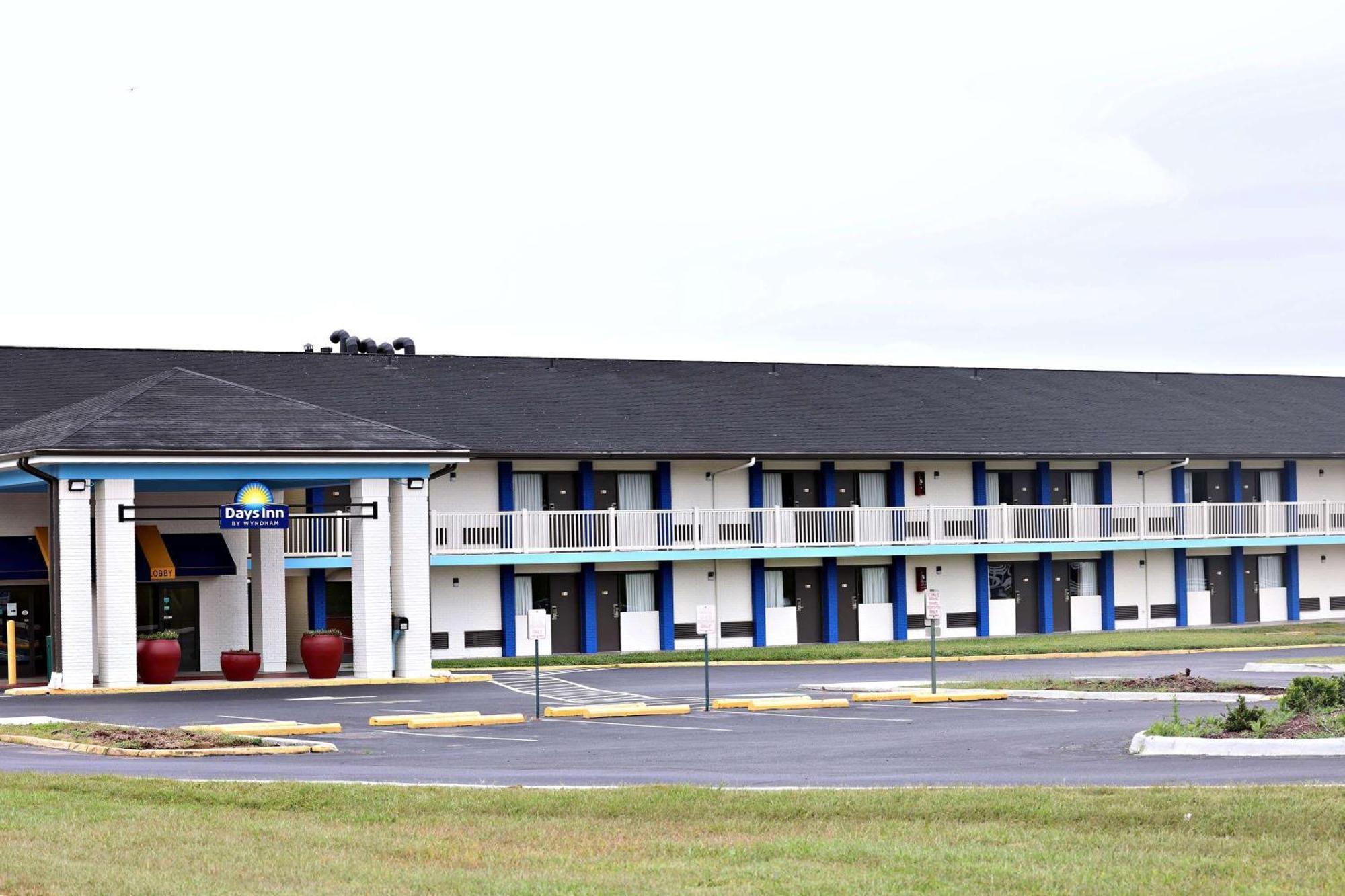 Days Inn By Wyndham Kings Dominion Doswell Εξωτερικό φωτογραφία